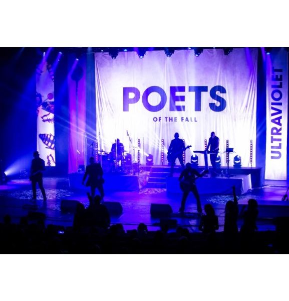 File:BackdropUltravioletStage.jpg